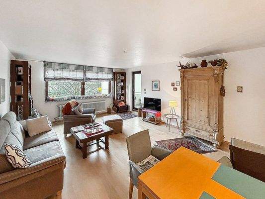 Wohn- und Essbereich 1