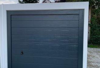 IMG_2046 Garage 2 (2).JPG