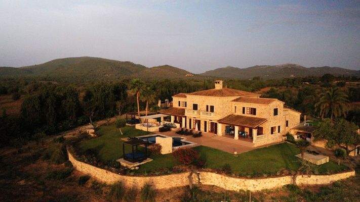 Landhaus zu verkaufen in Cala Mandia, Manacor, Mallorca)
