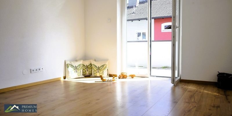 Wörgl Eigentumswohnung - Wohnzimmer Balkon/Terrasse