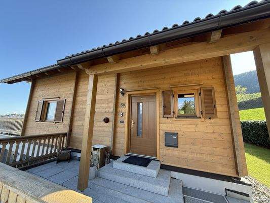 ... mit dem Eingangsbereich