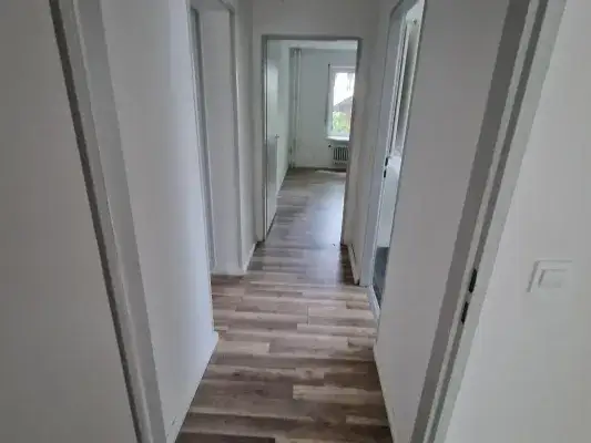 f0bf92d9-96a1-4e73-82be-5402964e6da2