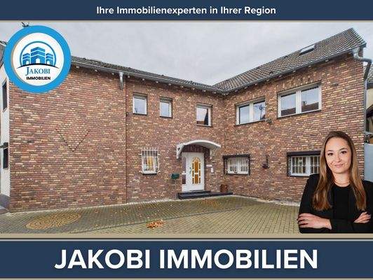 Ein-/ Zweifamilienhaus in Lommersum