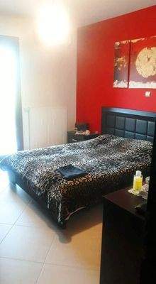 Kreta, Kalyves: Einstöckige Villa mit freiem Bergblick zu verkaufen