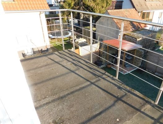 sonniger Ostbalkon