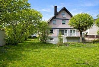 Haus-Lützellinden - Außenansicht  __ __ __