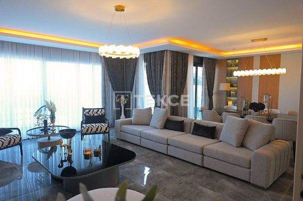Stylish Villa in a Peaceful Location in Oba Alanya