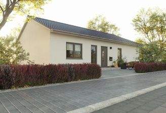 BG100 - Straßenansicht