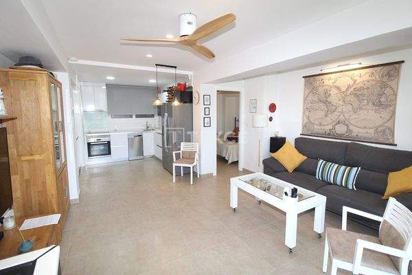 Sea-View Apartment Near the Beach in Punta Prima Alicante