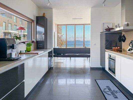 13. mit traumhaften Blick zur Schlei.jpg