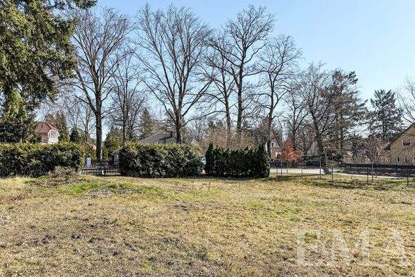 Blick vom Grundstück