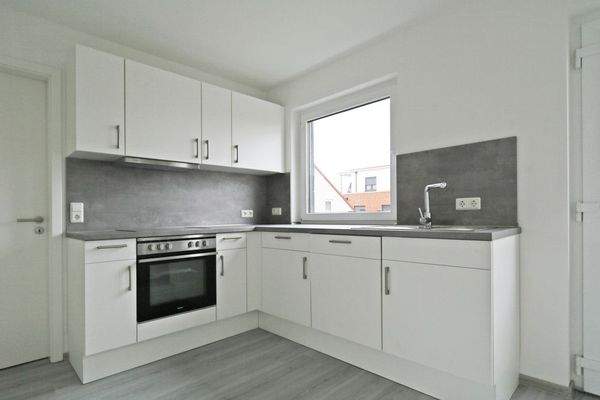 V1536 Küche Haus links OG