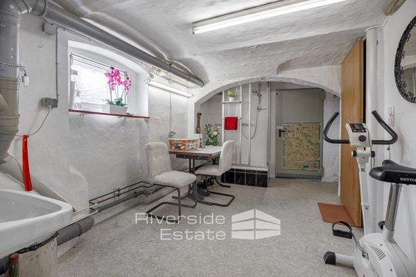 “Mudroom” im Untergeschoss - mit ebenerdigen Zugang von Außen 