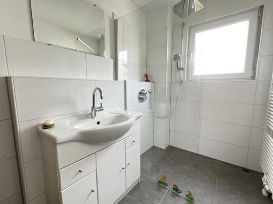 Badezimmer EG