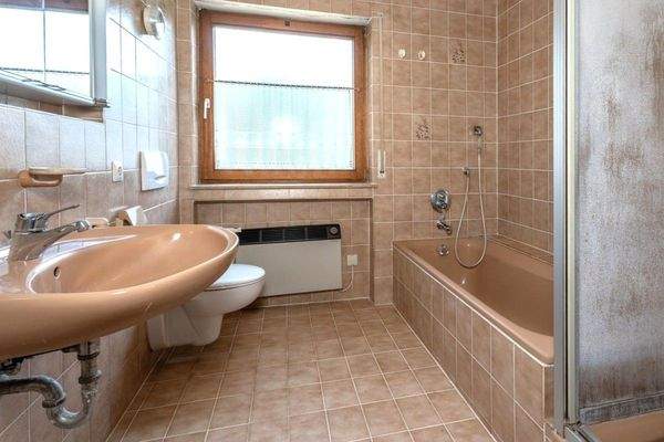 Tageslichtbad Erdgeschoss