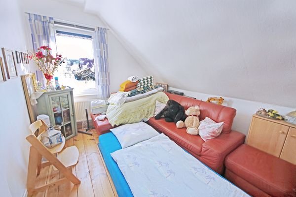 Kinderzimmer im DG