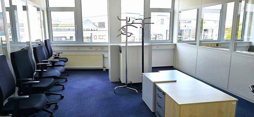 Büro 2.jpg