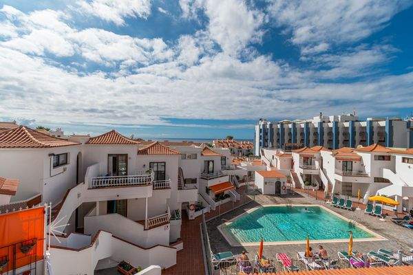 Zwei-Zimmer-Wohnung mit Meerblick in Los Cristianos