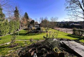 etwa 1000 qm warten auf Sie