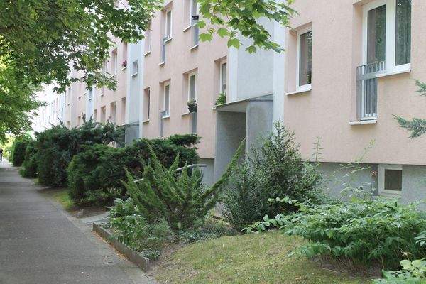 Gesamtansicht Straßenfassade