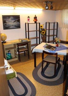 Zimmer 1 Bild 2 untere --Ebene.JPG