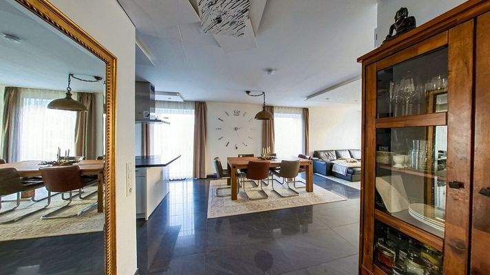 Diele und Essbereich