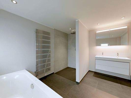 EG Badezimmer en Suite