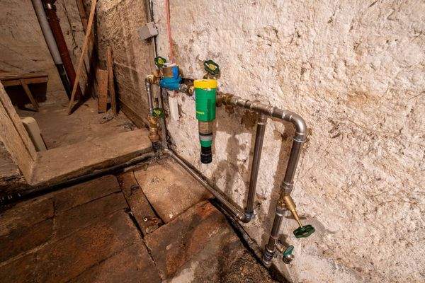 Hausanschluss Wasser/Glasfaser