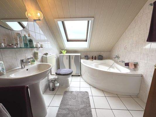 Dachgeschoss - Bad