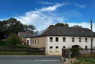 Hof Frontansicht