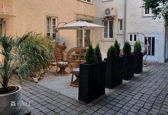 Innenhof im Sommer