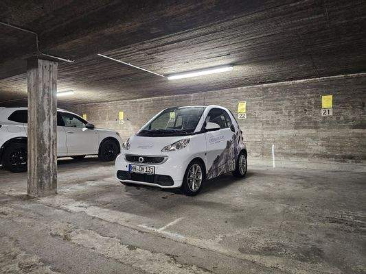 Tiefgaragenstellplatz