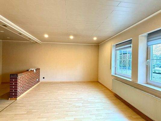 Haus 1 Wohnzimmer (2)