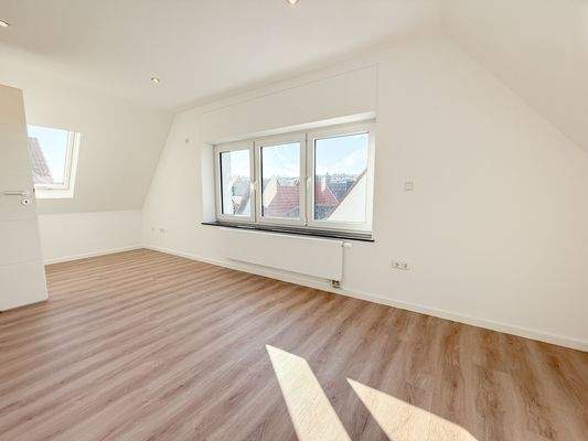 2 OG - Schlafzimmer 1