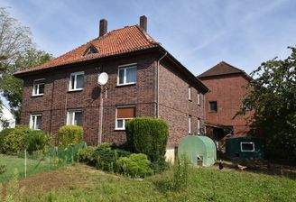 Hausansicht seitlich und hinten