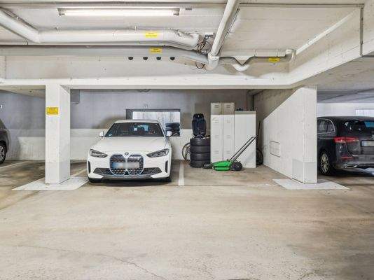 Tiefgaragen Stellplatz