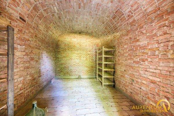 Außenansicht, Gewölbekeller