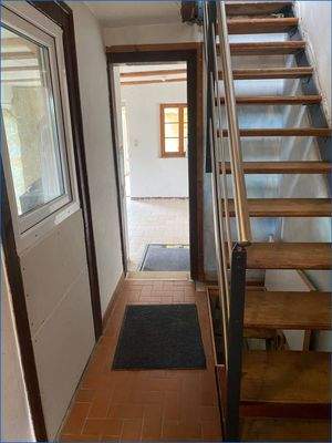 Flur mit Treppenaufgang