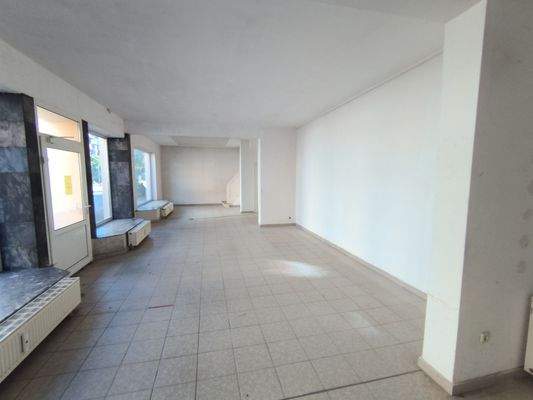 5 EG Gewerbeeinheit.jpg