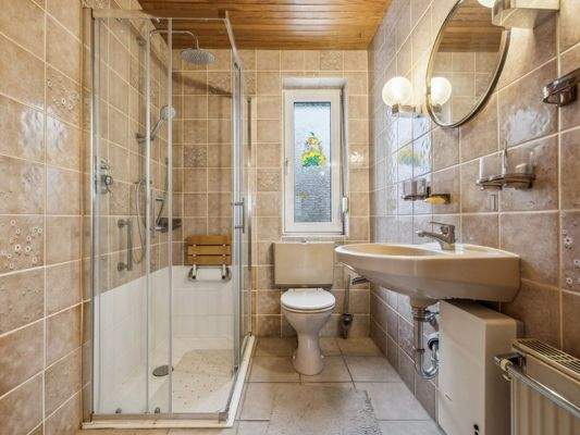 Badezimmer Erdgeschoss