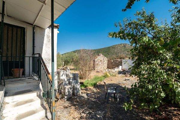 Kivelidou-Antifilippoi-Stogiannidou 23-09-2025-11.