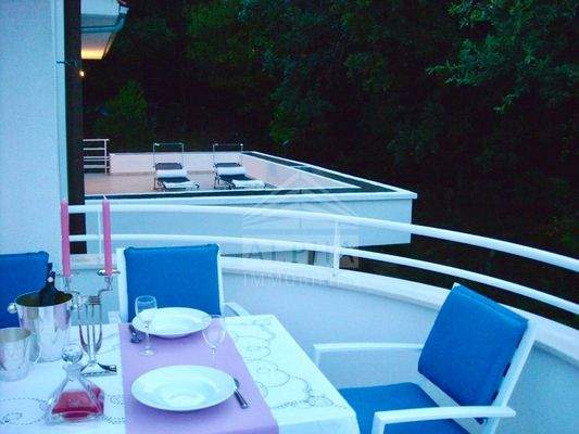 Balkon_Wohnung im 2.OG (4)