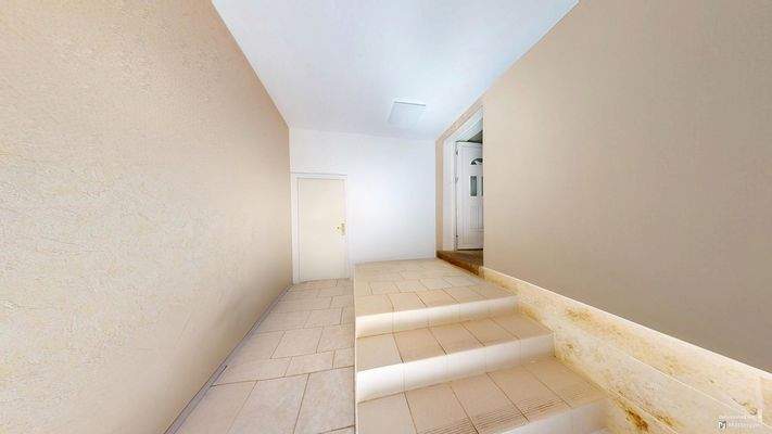 Eingangsbereich unmöbliert