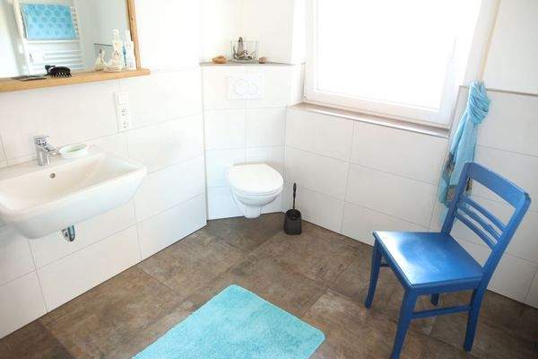 Modernes Duschbad Haus A