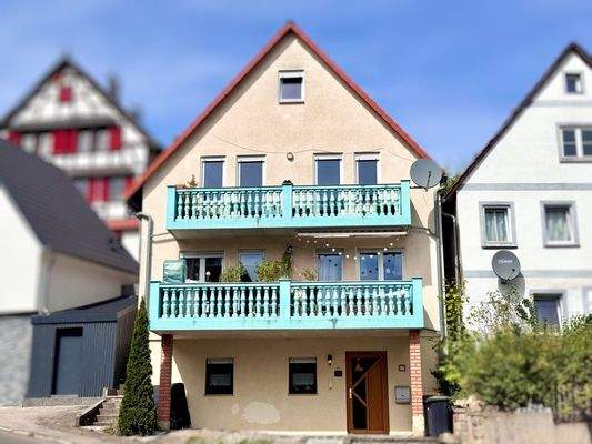 Komplette Hausansicht (Südansicht)