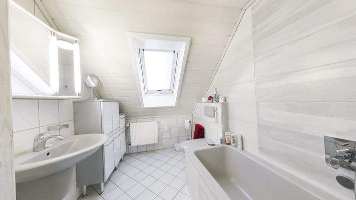 Badezimmer DG