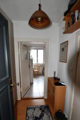 W 40 Wohnungstür, Flur, Wohnküche.JPG