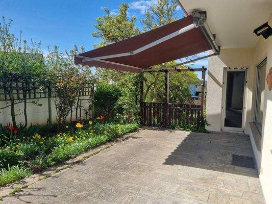 Terrasse - Ansicht II (Markise)