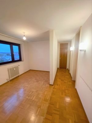 Flur mit Blick auf den Essbereich