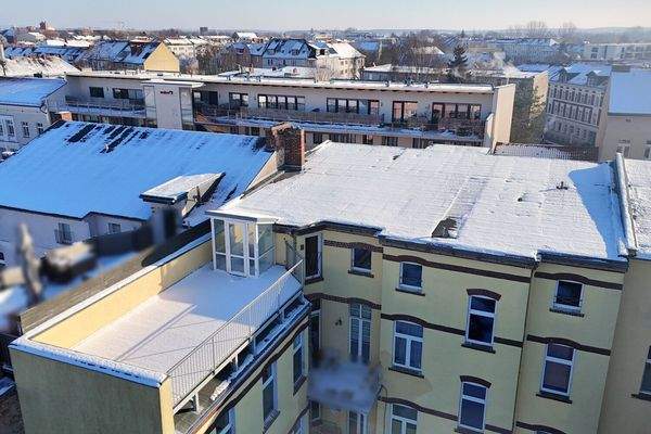 moderne Dachgeschosswohnung mit einladender Dachterrasse